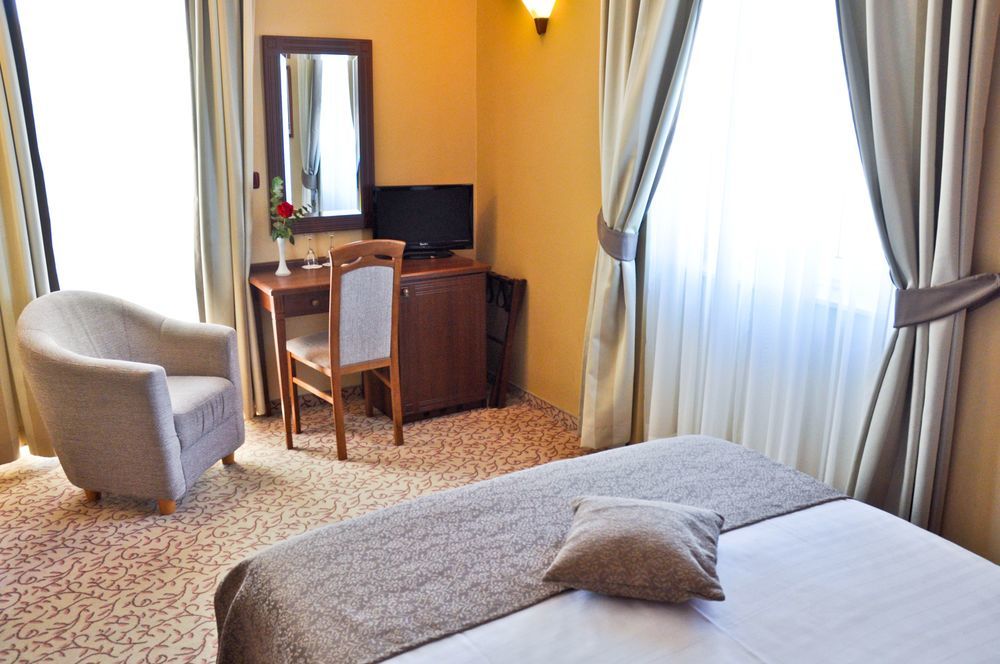 Imperial Heritage Hotel, Valamar Collection (adults Only) Hotel Rab Town
